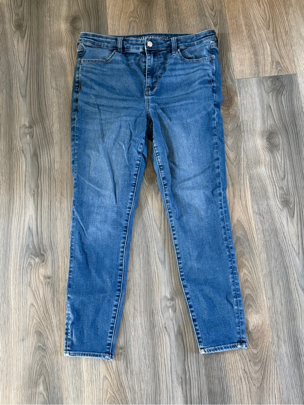 American Eagle High-Rise Jeggings